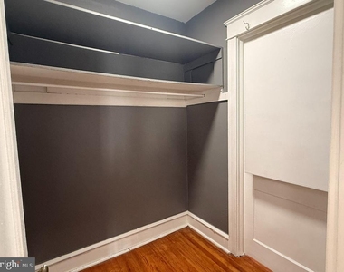260 N Wycombe Avenue - Photo Thumbnail 7