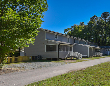 225 Douglas Street - Photo Thumbnail 25
