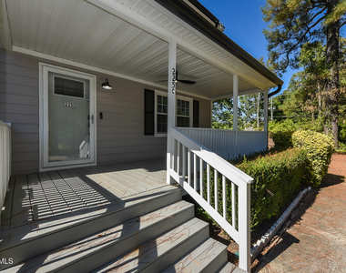 225 Douglas Street - Photo Thumbnail 3