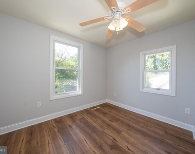 947 Glenbrook Avenue - Photo Thumbnail 18
