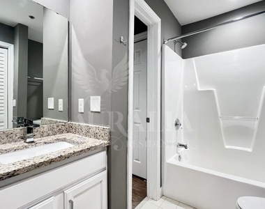 131 New Kent Place - Photo Thumbnail 21