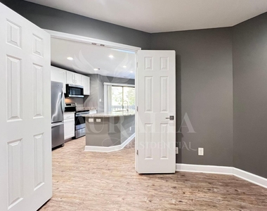 131 New Kent Place - Photo Thumbnail 17