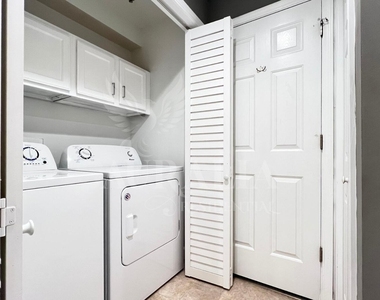 131 New Kent Place - Photo Thumbnail 24