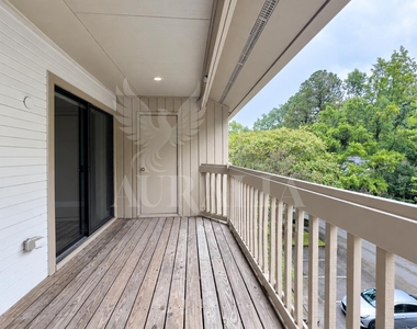 131 New Kent Place - Photo Thumbnail 10