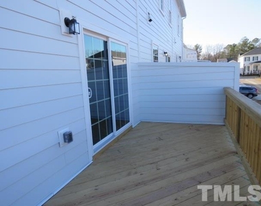 1219 Bradburn Drive - Photo Thumbnail 8