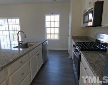 1219 Bradburn Drive - Photo Thumbnail 10
