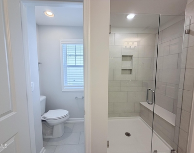 9045 Hazy Jade Way - Photo Thumbnail 7