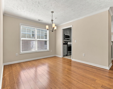 3310 Harbour Pointe Place - Photo Thumbnail 11