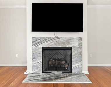 3310 Harbour Pointe Place - Photo Thumbnail 9