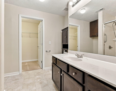 3310 Harbour Pointe Place - Photo Thumbnail 22