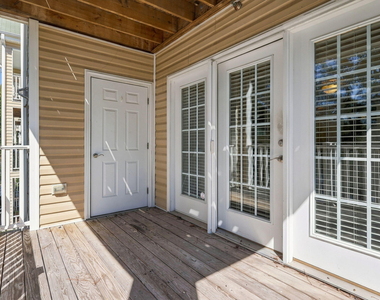 3310 Harbour Pointe Place - Photo Thumbnail 28