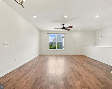 1874 Boulder Drive - Photo Thumbnail 7