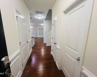 738 Treviso Lane - Photo Thumbnail 2