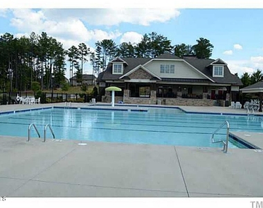 738 Treviso Lane - Photo Thumbnail 36