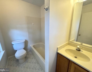 257 Liberty Drive - Photo Thumbnail 12