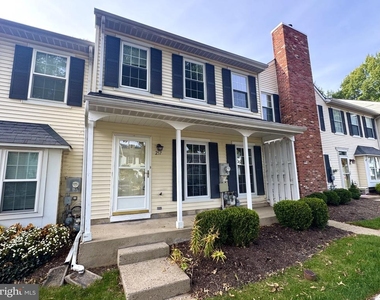 257 Liberty Drive - Photo Thumbnail 1