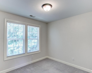 141 Occidental Drive - Photo Thumbnail 43