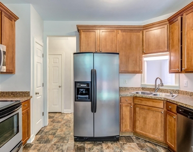 141 Occidental Drive - Photo Thumbnail 21