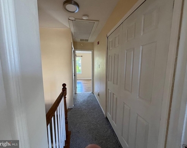 4 Fair Oaks Court - Photo Thumbnail 11