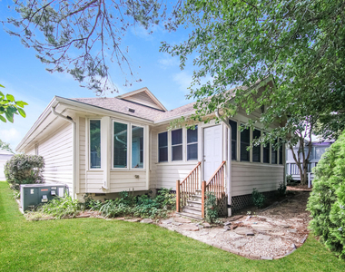 1936 Castle Pines Drive - Photo Thumbnail 15