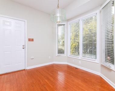 1936 Castle Pines Drive - Photo Thumbnail 9