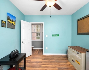 2734 Quakerbridge Road - Photo Thumbnail 19
