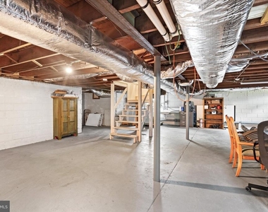 2734 Quakerbridge Road - Photo Thumbnail 22