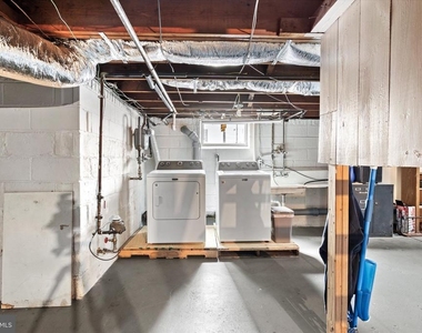 2734 Quakerbridge Road - Photo Thumbnail 23
