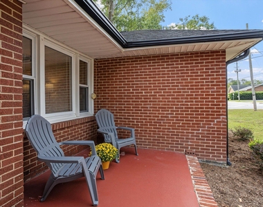 119 S Aiken Street - Photo Thumbnail 8