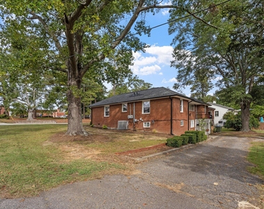 119 S Aiken Street - Photo Thumbnail 12