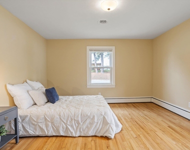 119 S Aiken Street - Photo Thumbnail 24