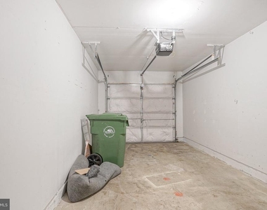 6201 Riverfront Drive - Photo Thumbnail 24