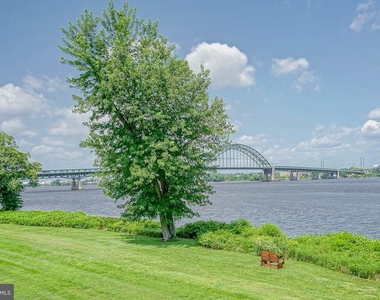 6201 Riverfront Drive - Photo Thumbnail 31