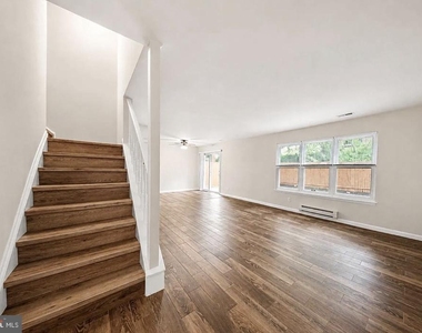 205 Chaucer Court - Photo Thumbnail 1