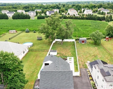 25015 Mount Pleasant Road - Photo Thumbnail 46