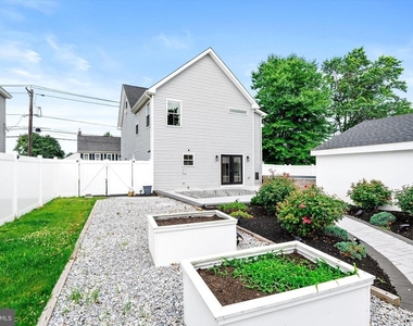 25015 Mount Pleasant Road - Photo Thumbnail 42