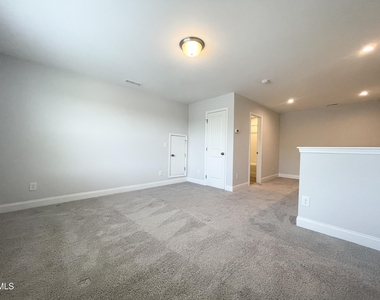 238 Deardom Way - Photo Thumbnail 13