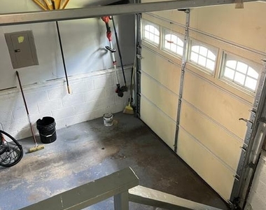207 E Lake Boulevard - Photo Thumbnail 24