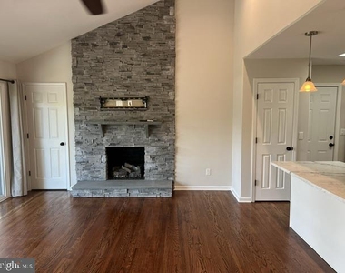 207 E Lake Boulevard - Photo Thumbnail 5