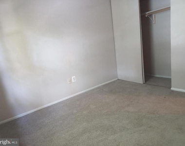 403 Roberts Lane - Photo Thumbnail 16
