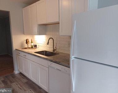 403 Roberts Lane - Photo Thumbnail 7