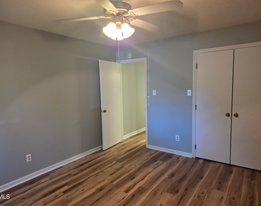 902 W Chatham Street - Photo Thumbnail 7
