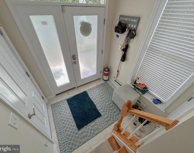 10800 Navy Page Lane - Photo Thumbnail 14