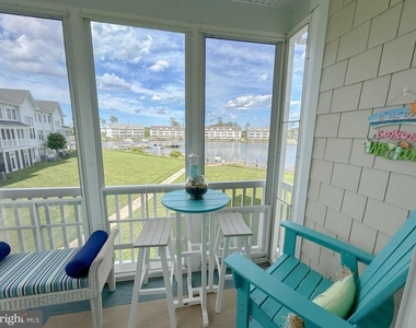 10800 Navy Page Lane - Photo Thumbnail 9