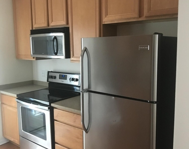 9807 Castain Drive - Photo Thumbnail 1