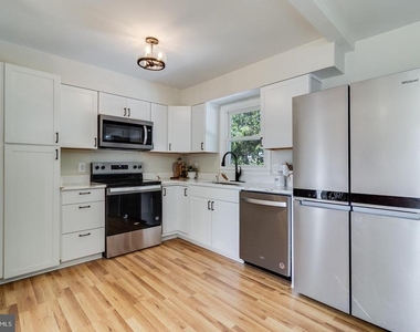 21969 Rosewood Terrace - Photo Thumbnail 16