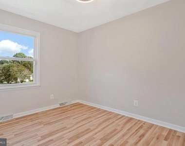 21969 Rosewood Terrace - Photo Thumbnail 36