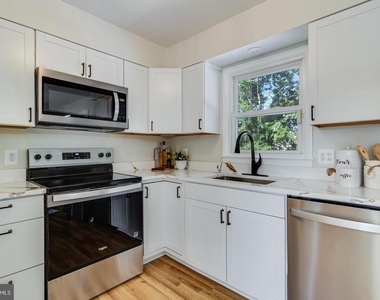 21969 Rosewood Terrace - Photo Thumbnail 17