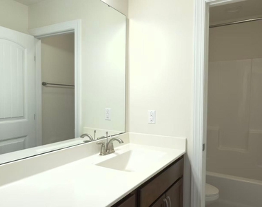2059 Travern Drive - Photo Thumbnail 29