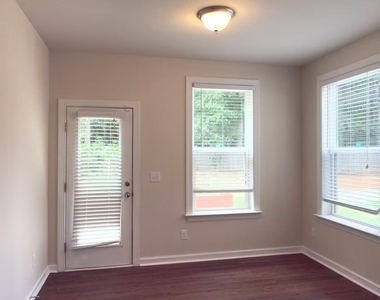 2059 Travern Drive - Photo Thumbnail 9